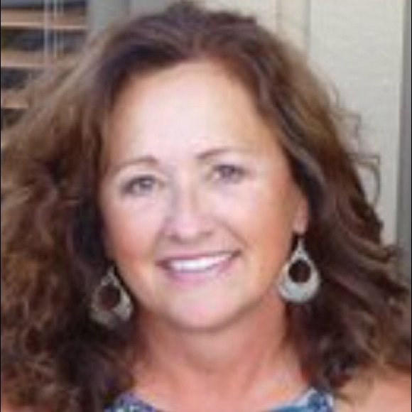 Meet your Posher, Cindy - Picture 1 of 1